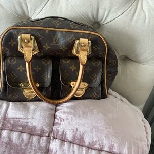 Good condition lv bag